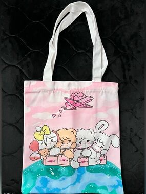 MIKKO Canvas Zipper Tote Bag